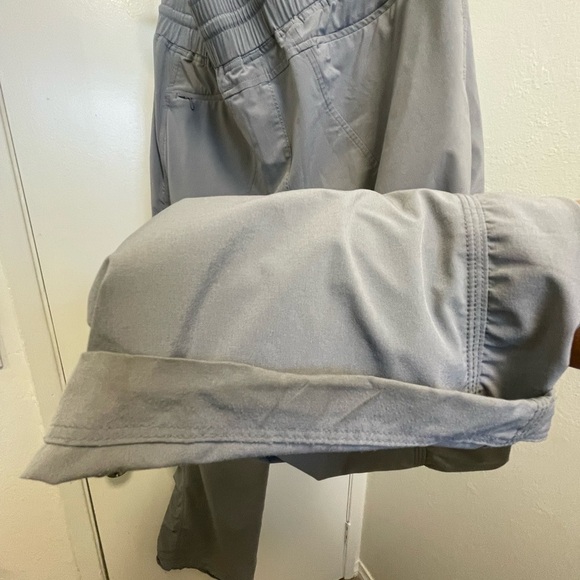 Athleta Gray La Viva pant - Picture 3 of 10